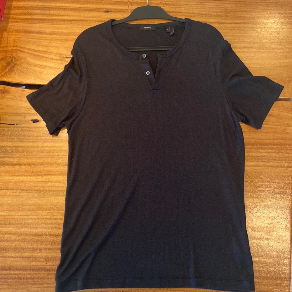 Theory Men’s Solid Henley